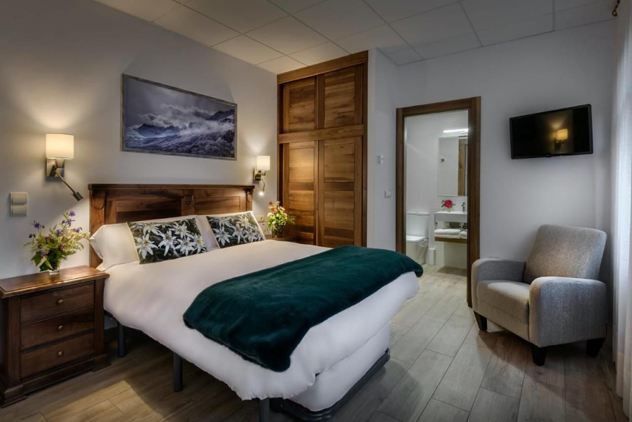 Hostal Bosque De Gamueta Ansó Екстериор снимка